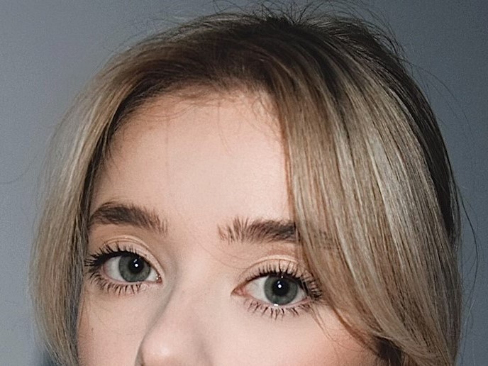 ricinolja som ett ögonbryns- och ögonfransserum